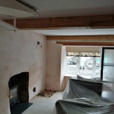 Cottage Lounge preparation