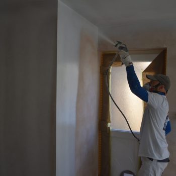 Kitchen Walls Mist Coat Sprayed Ceiling