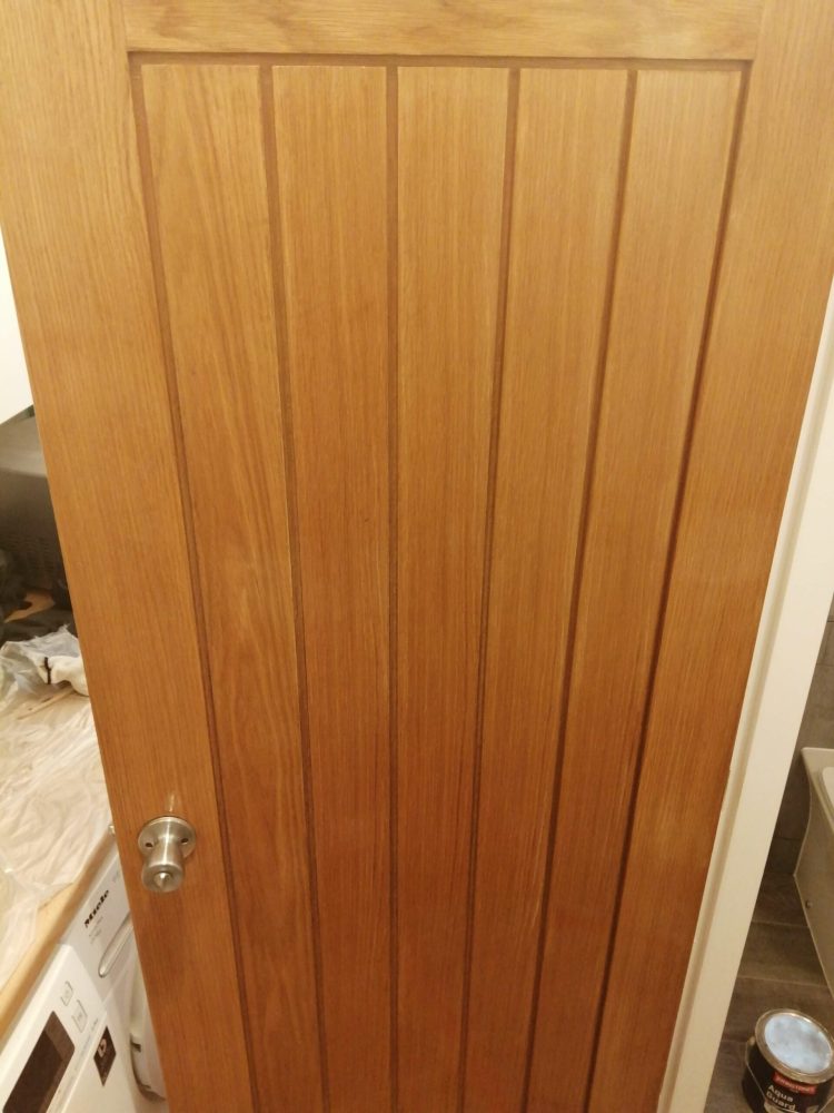 Osmo oil door